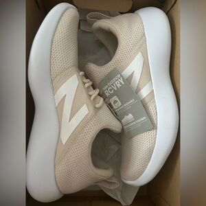 New Balance Running Shoes - brand new in box size 7